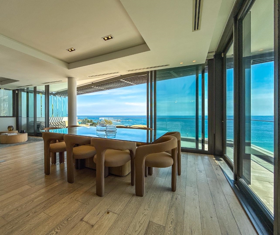 5 Bedroom Property for Sale in Clifton Western Cape